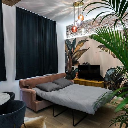 Beautiful Appartment In The Heart Of Антверпен Екстериор снимка