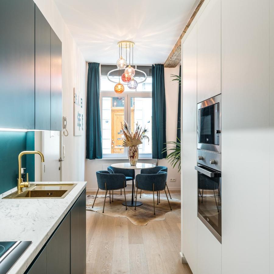 Beautiful Appartment In The Heart Of Антверпен Екстериор снимка
